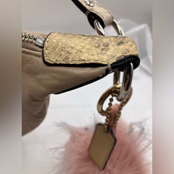 Coach Soho Beige and White Leather Shoulder Bag Charm kristin spectator Hobo - Picture 10 of 12